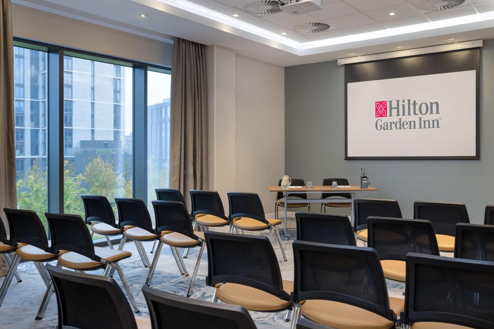 Hilton Garden Inn Stoke On Trent Esterno foto